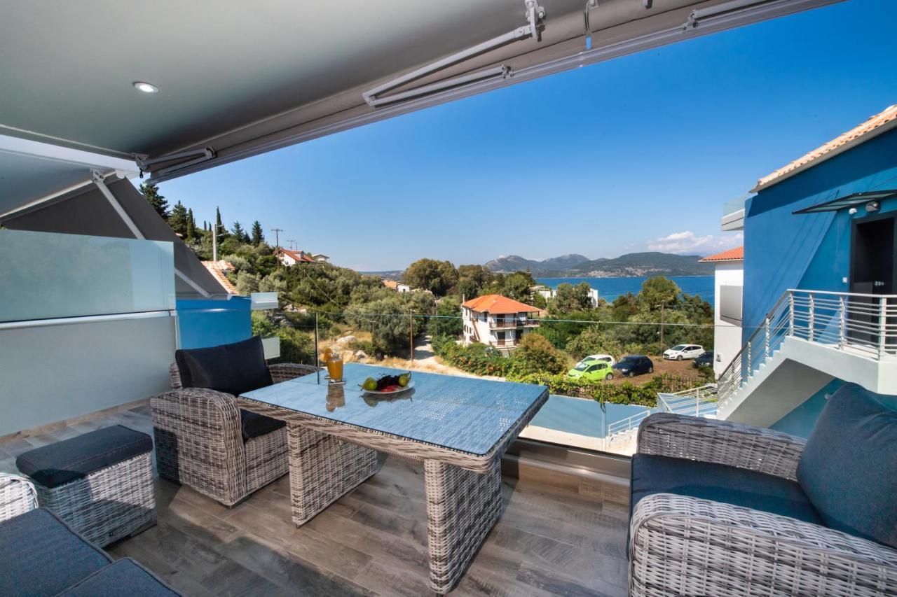 Blue House Luxury Apartment Никиана Екстериор снимка