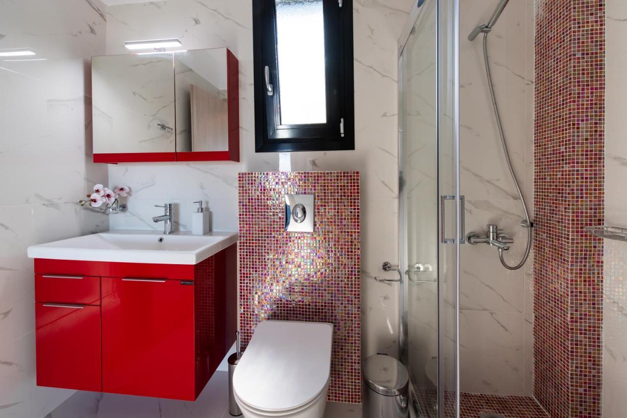 Blue House Luxury Apartment Никиана Екстериор снимка