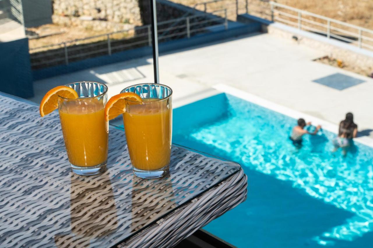 Blue House Luxury Apartment Никиана Екстериор снимка